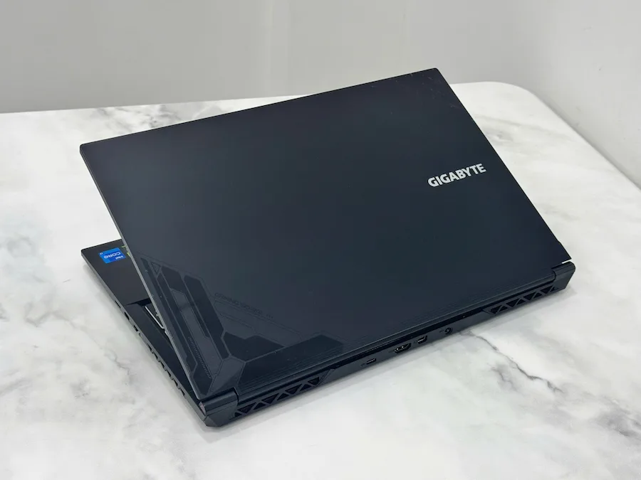 Laptop GIGABYTE Gaming G5 MF5 Like New Full Box