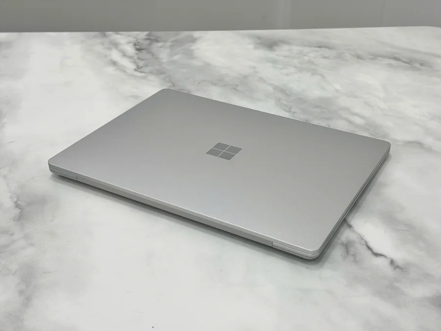 Surface Laptop Go 2 cũ Like New Core i5 RAM 16GB